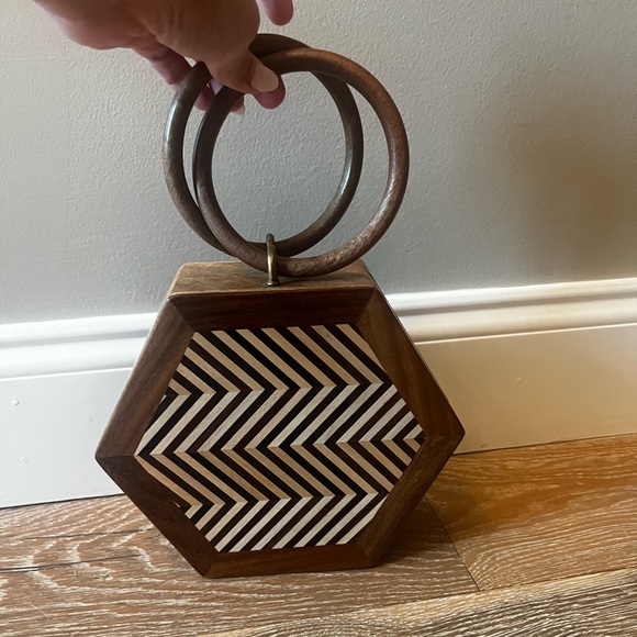 LULU BRAND Handbags - LULU Wooden Box Mini Bag Zigzag Chevron Purse‎